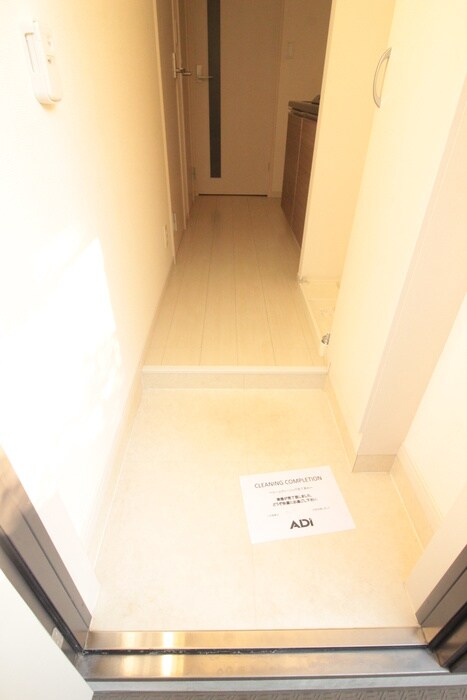 物件内観写真14　(玄関)