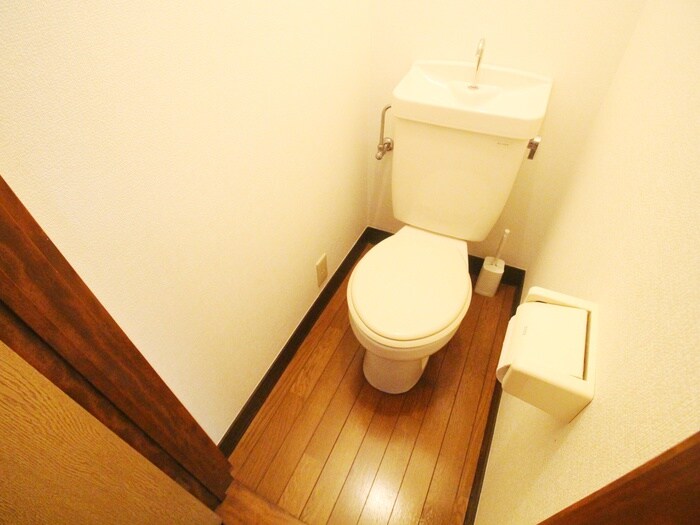 物件内観写真14　(トイレ)