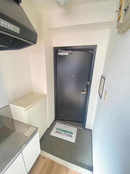 物件内観写真15　(玄関)