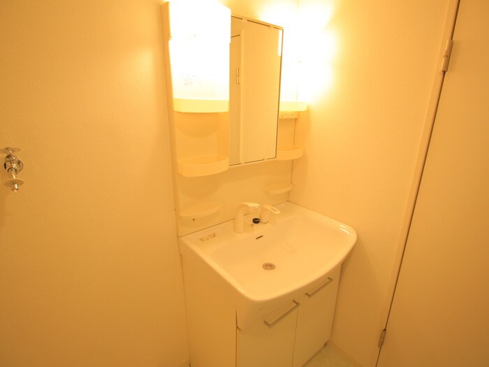 物件内観写真11　(洗面)