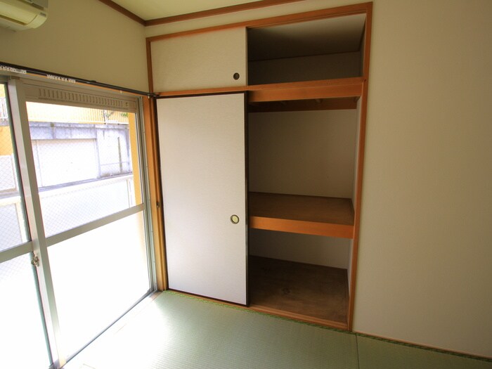 物件内観写真18　(収納)