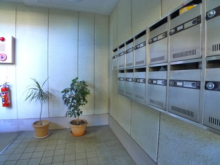 物件外観写真4　(建物設備)