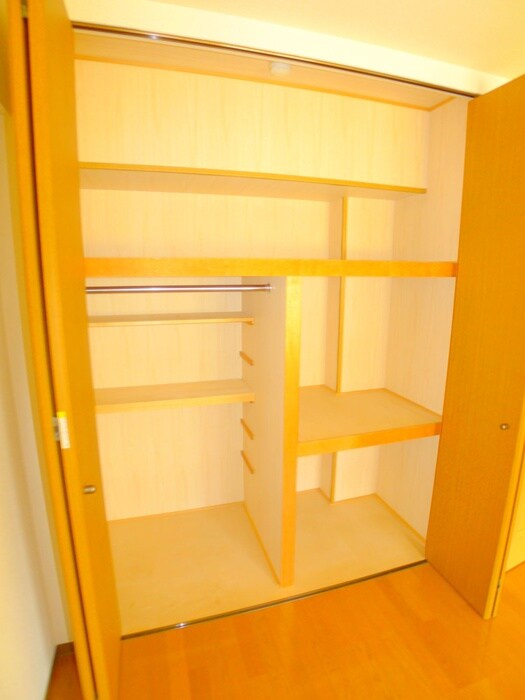 物件内観写真12　(靴箱)