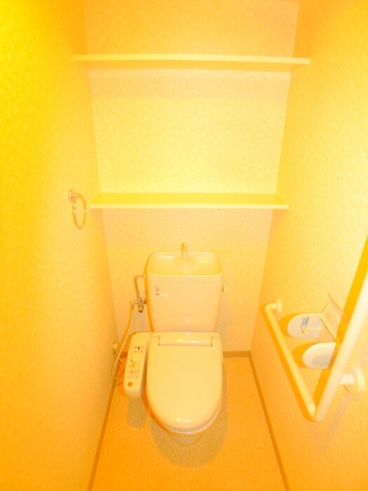 物件内観写真17　(トイレ)