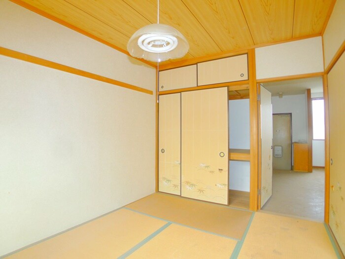 物件内観写真9　(居室)