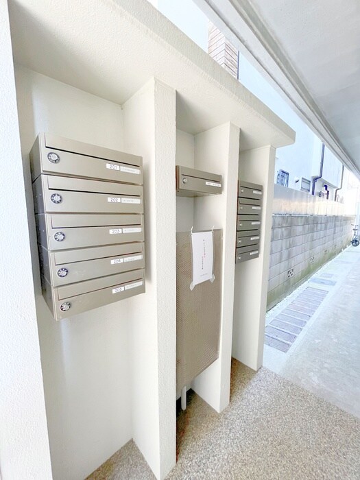 物件外観写真4　(建物設備)