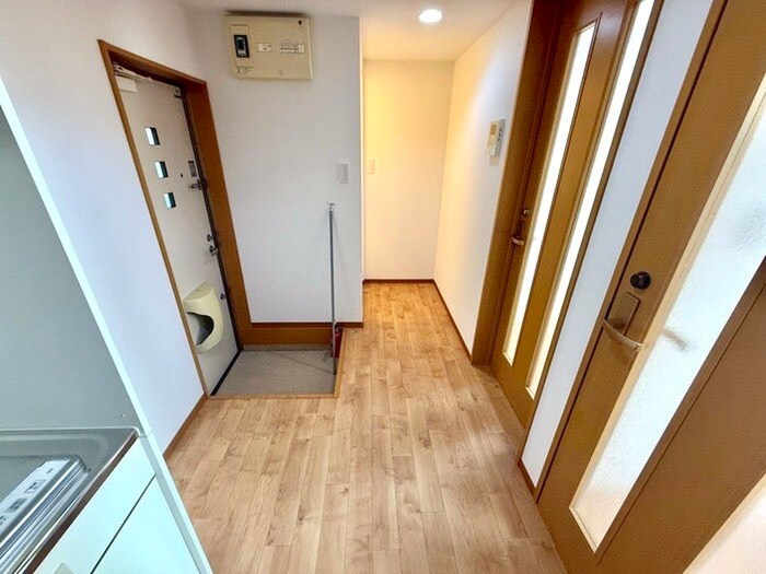 物件内観写真15　(廊下)