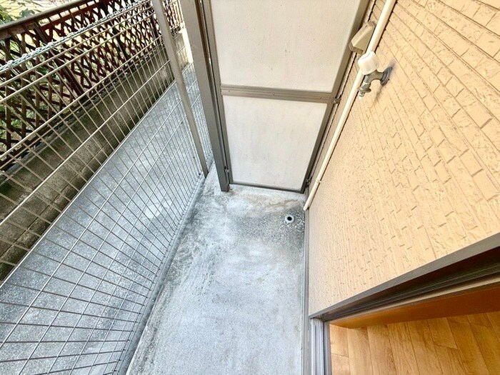 物件内観写真17　(洗濯機置場)