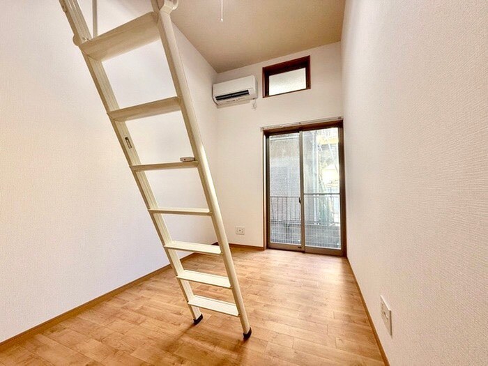 物件内観写真18　(居室)