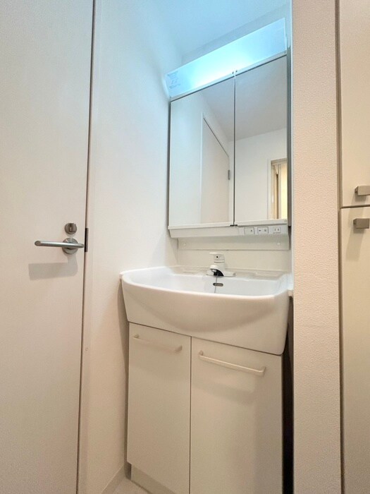 物件内観写真11　(洗面)