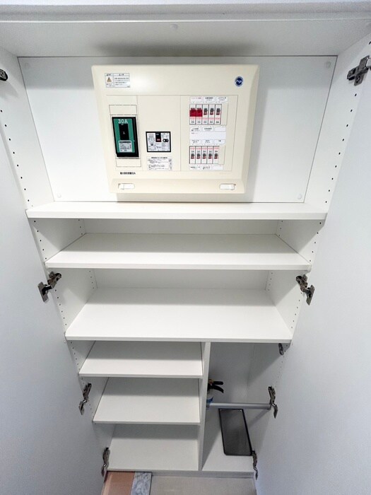 物件内観写真18　(靴箱)