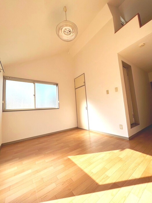 物件内観写真7　(居室)