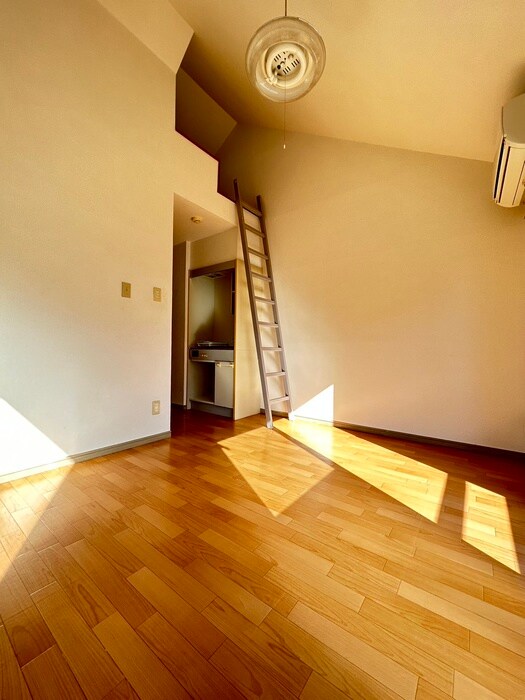 物件内観写真21　(居室)