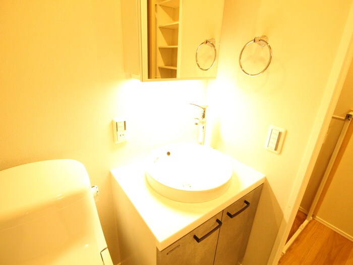 物件内観写真12　(洗面)