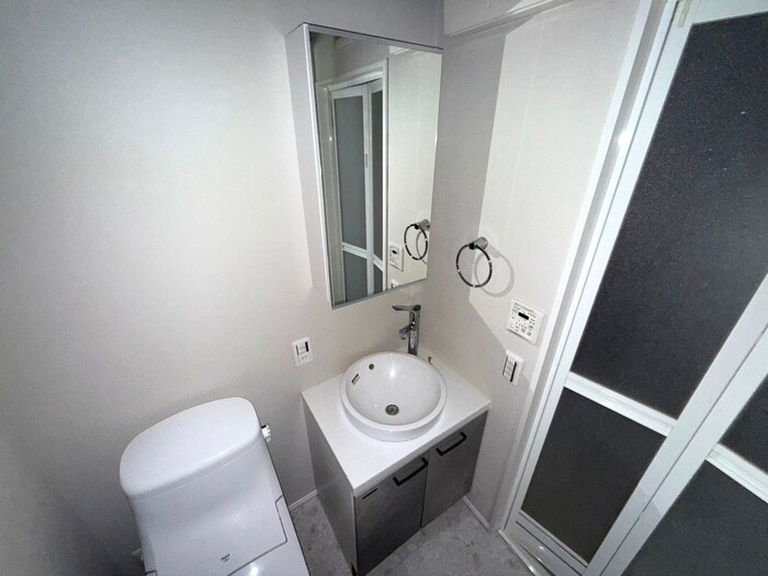 物件内観写真14　(洗面)