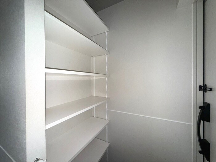 物件内観写真16　(靴箱)