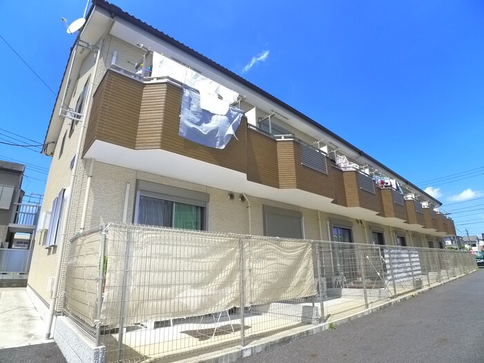 物件外観写真2　(駐車場)