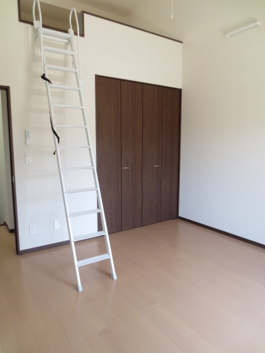 物件内観写真12　(居室)