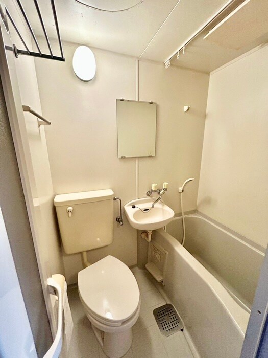 物件内観写真13　(洗面)