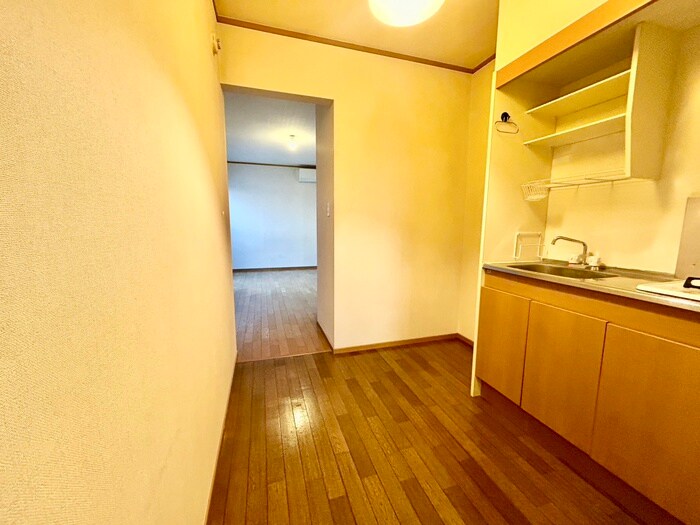 物件内観写真15　(廊下)