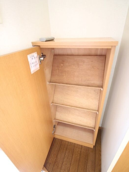 物件内観写真18　(靴箱)