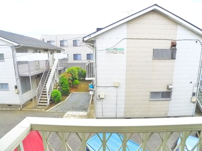 物件内観写真13　(室内からの展望)