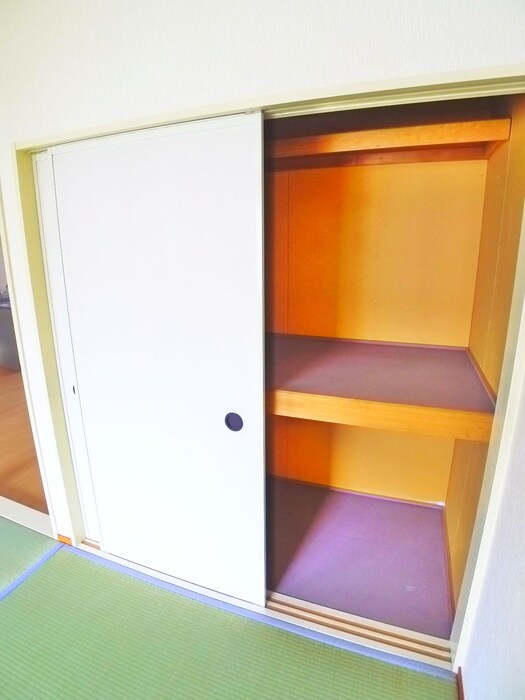 物件内観写真16　(収納)