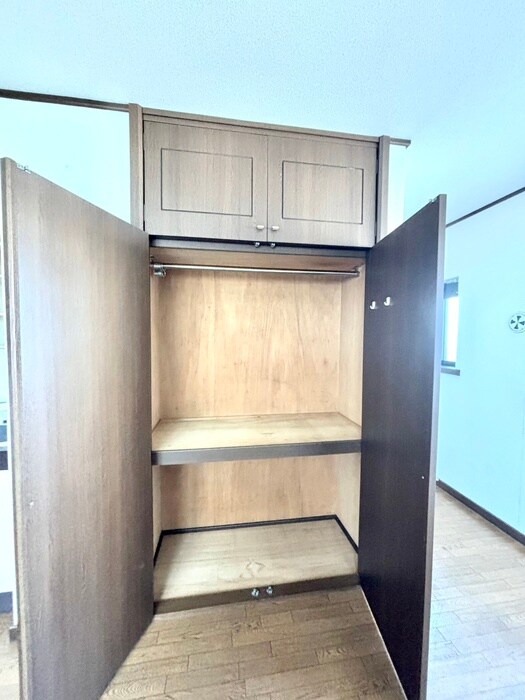 物件内観写真11　(収納)