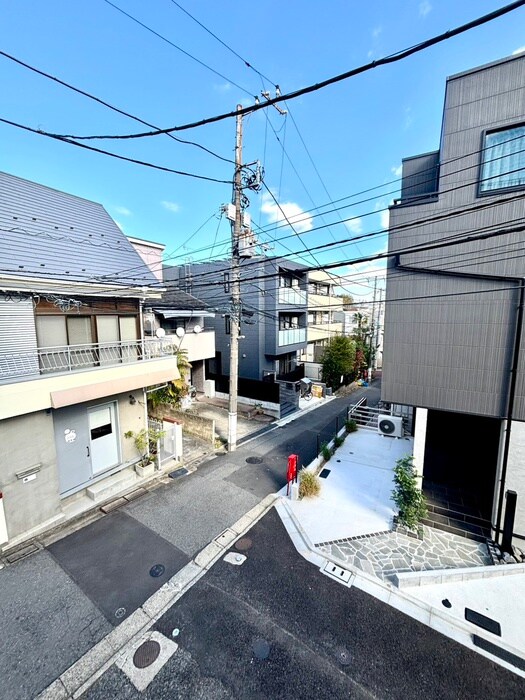 物件内観写真22　(室内からの展望)