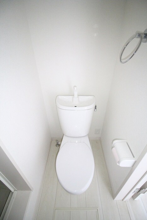 物件内観写真10　(トイレ)