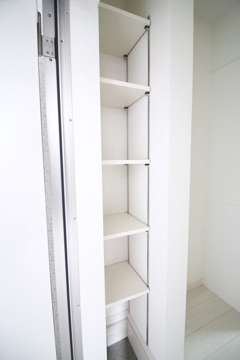 物件内観写真13　(室内からの展望)