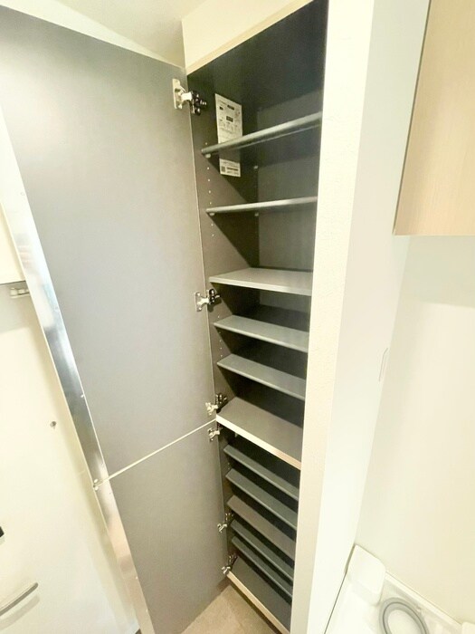 物件内観写真14　(靴箱)