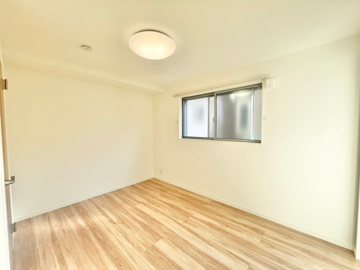 物件内観写真19　(居室)