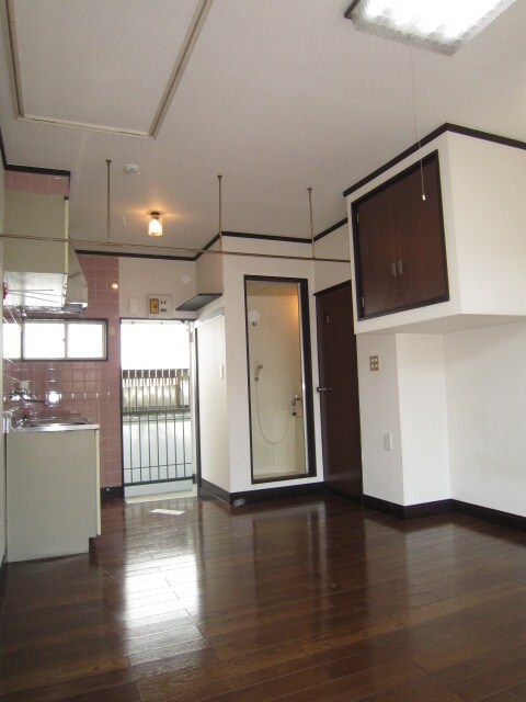 物件内観写真13　(廊下)