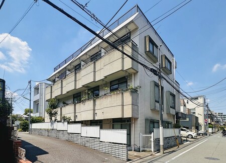 プティ外観写真