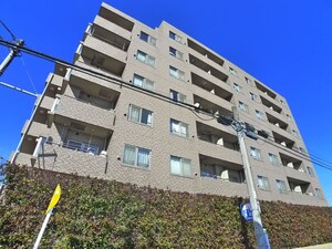 ヌ－ベルバ－グ常盤平外観写真