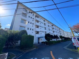 新座団地３街区７号棟（５０２）外観写真