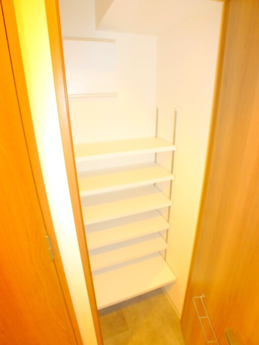 物件内観写真17　(靴箱)