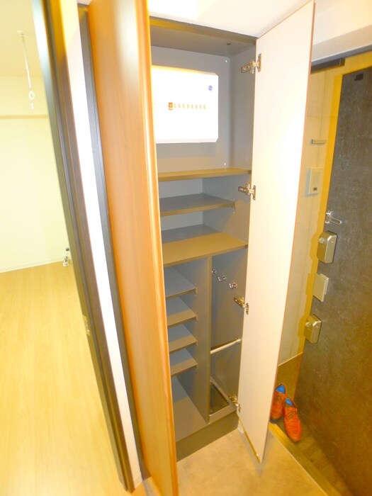 物件内観写真17　(靴箱)