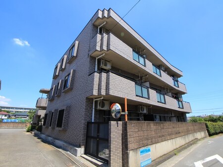 スト－クマンション中山外観写真