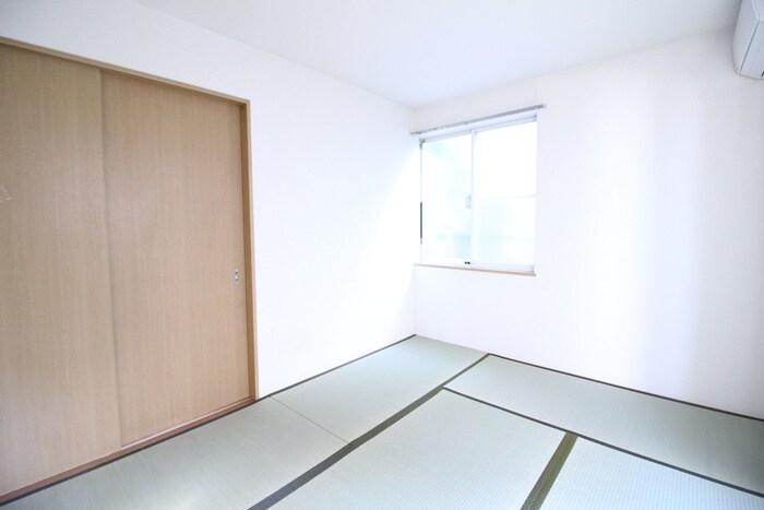 物件内観写真5　(居室)