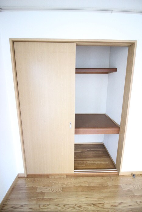 物件内観写真17　(収納)
