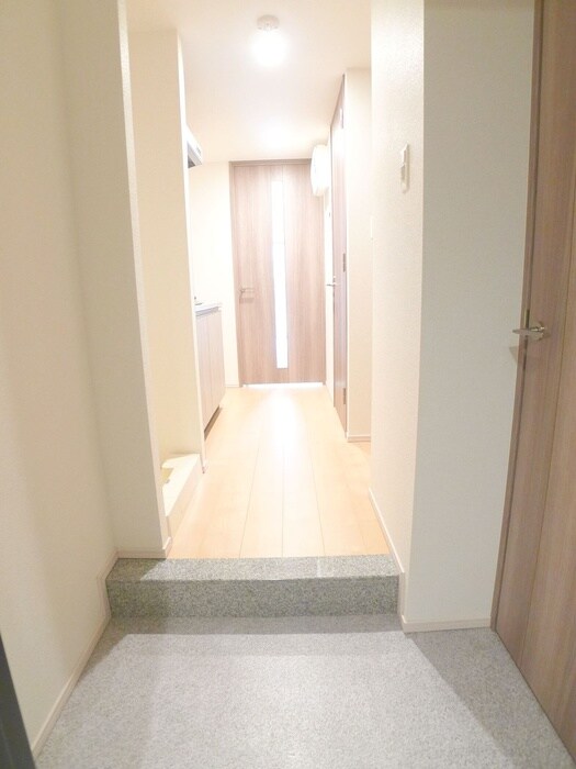 物件内観写真9　(廊下)