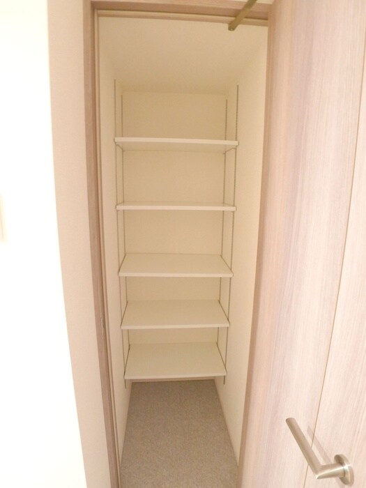物件内観写真10　(靴箱)