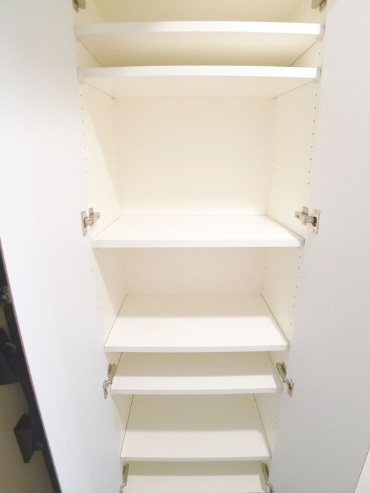 物件内観写真10　(靴箱)