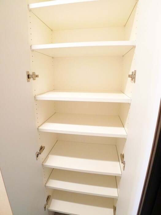 物件内観写真16　(靴箱)