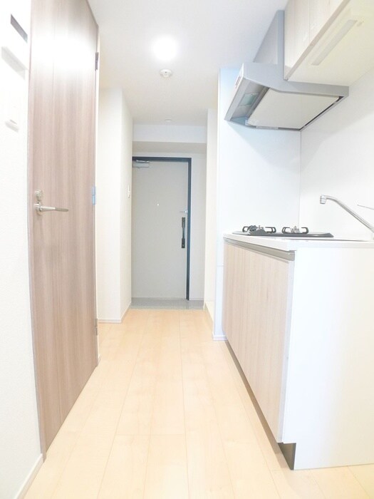 物件内観写真18　(玄関)