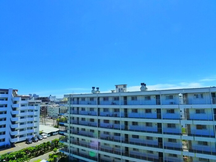 物件内観写真18　(室内からの展望)