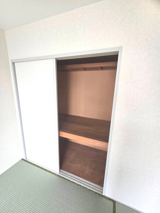 物件内観写真7　(収納)