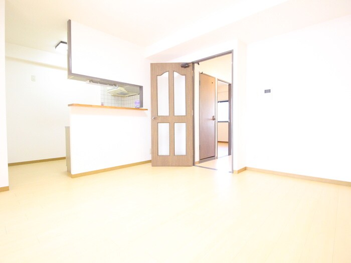 物件内観写真8　(居室)